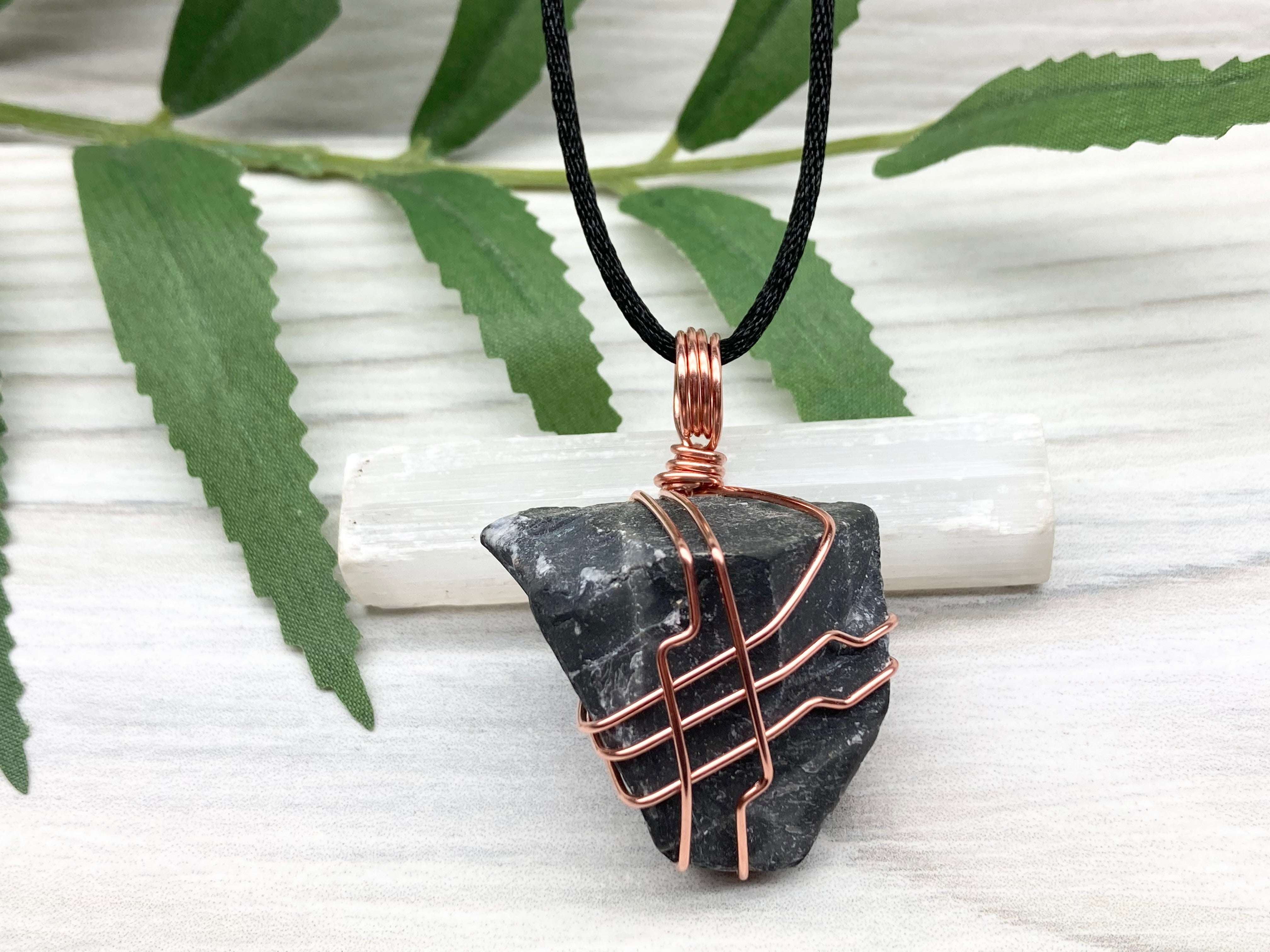 Raw Black Onyx Necklace – solsticewaves